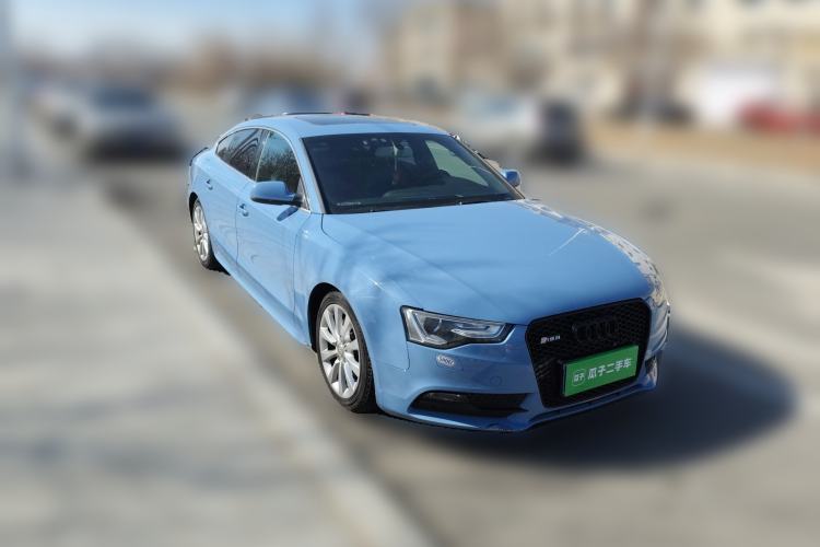 Used Audi A5 2013 Sportback 40 TFSI Front Right 45 Deg