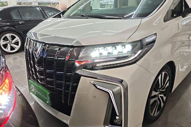 Used Toyota Alphard 2019 Dual-Engine 2.5L Prestige Edition
