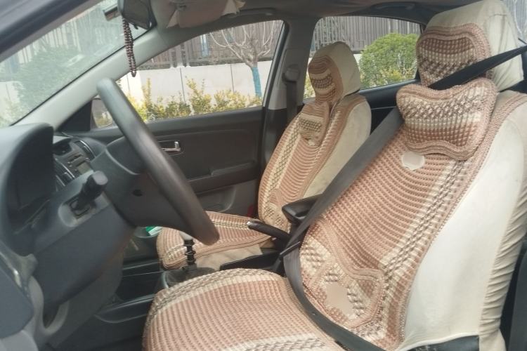 Used Hyundai Celesta 2011 1.6L Manual Luxury Model
