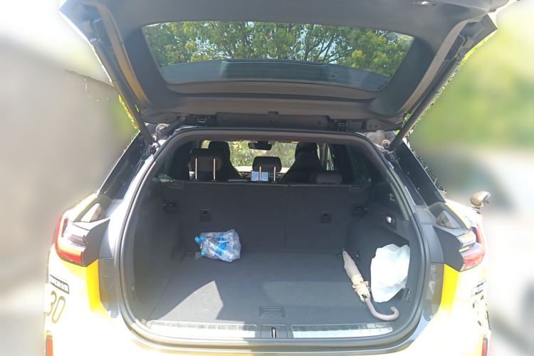 Used Nio ES6 2020 430 km Signature Edition Trunk