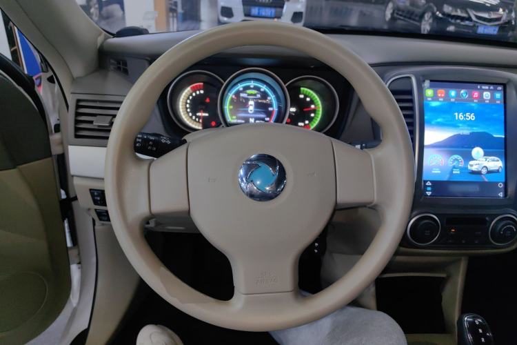 Used Dongfeng Junfeng E11K 2021 60.43 kWh Battery-Swap Version Steering Wheel