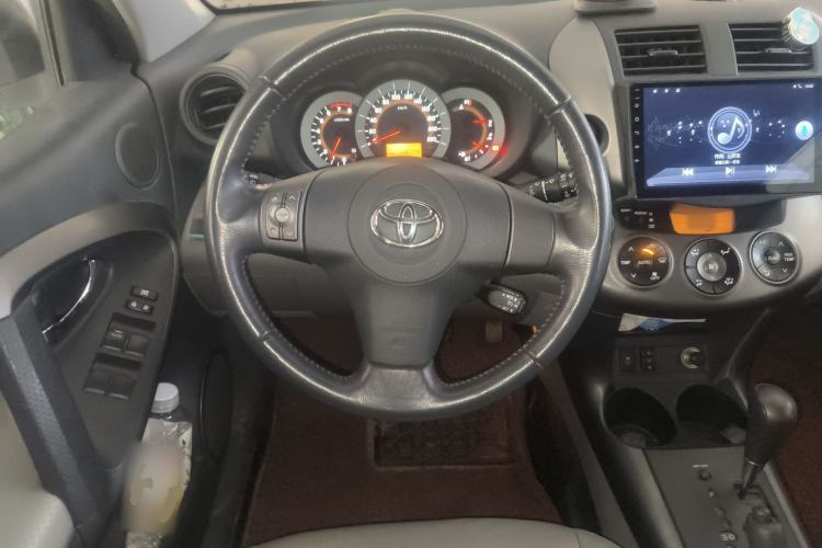 Used Toyota RAV4 2009 2.4L Automatic Luxury Edition
