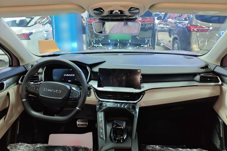 Used Lynk & Co 06 2021 1.5T Shero Pink Special Edition
