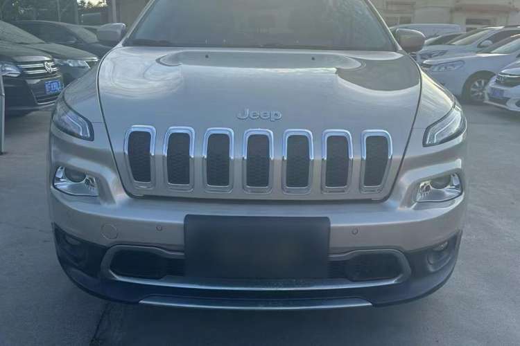 Used Jeep Cherokee 2016 2.0L Smart Version