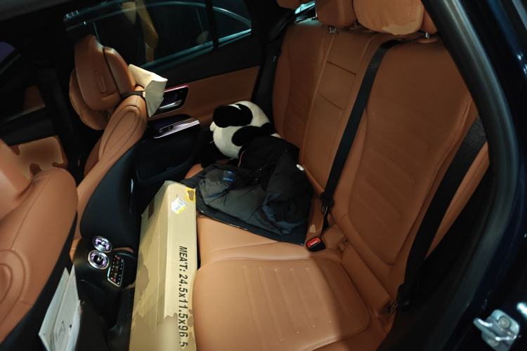 Used Mercedes-Benz GLC 2023 GLC 260 L 4MATIC Luxury Model 5 Seats Left Rear Seat