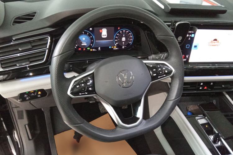 Used Volkswagen Teramont 2024 380TSI Four-Wheel Drive Prestige Luxury Edition Steering Wheel