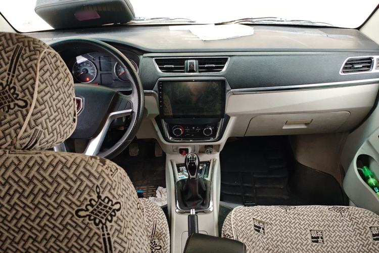 Used Jinbei New Hiace X30L 
