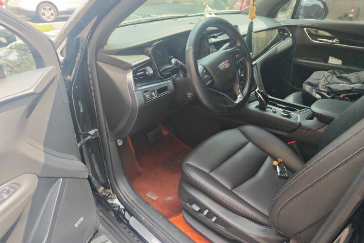 Used Cadillac XT6 2021 2.0T 6-Seater Two-Wheel Drive Luxury Version
