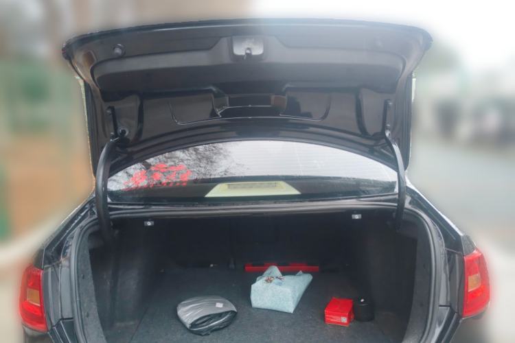 Used Volkswagen Sagitar 2012 1.6L Manual Comfort Model Trunk