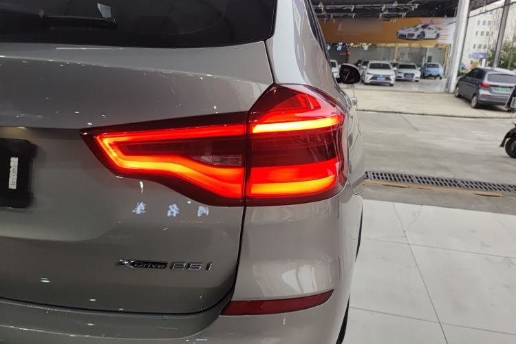 Used BMW X3 2020 xDrive25i Luxury Package Exterior 3