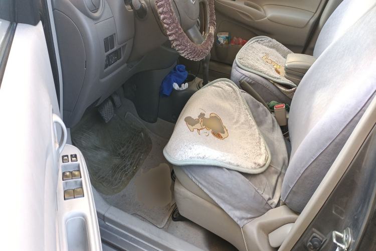 Used Nissan Sunny 2011 1.5XE CVT Comfort Edition Driver Seat