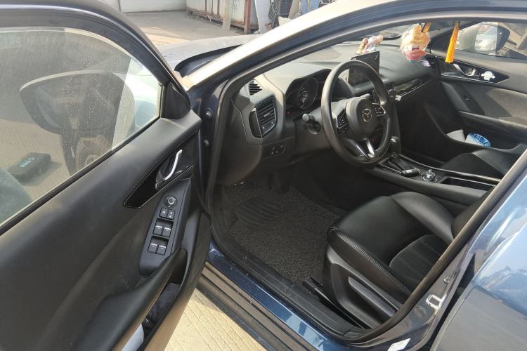 Used Mazda CX-4 2021 2.0L Automatic Two-Wheel Drive Blue Sky Exploration Edition
