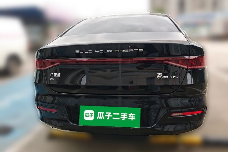 Used BYD Qin PLUS 2024 Honor Edition EV 420KM Beyond Model
