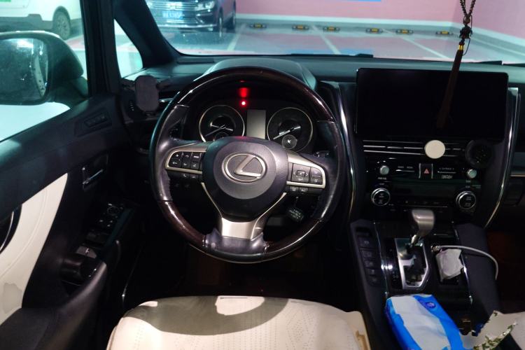 Used Lexus LM 2020 300h Four-Seat Grand Edition