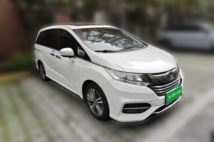 Used Honda Odyssey 2018 2.4L Smart Edition Front Right 45 Deg