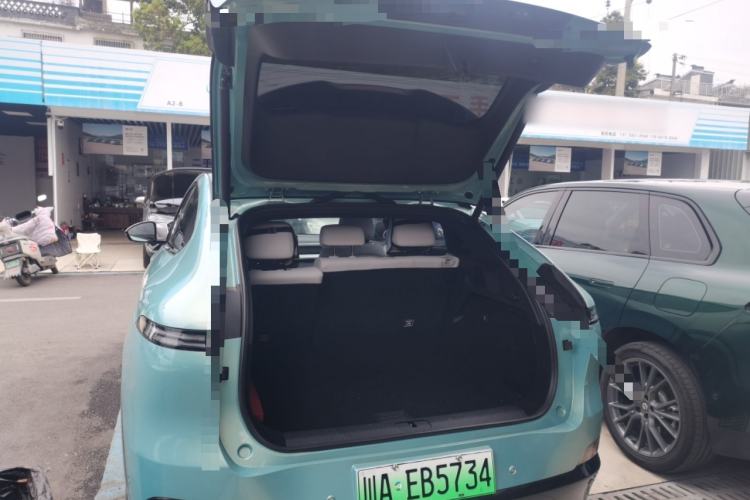 Used XPeng G6 2023 580 Long-Range Pro Trunk