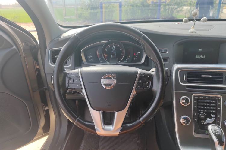 Used Volvo S60 2015 S60L T5 Intelligent Drive Edition
