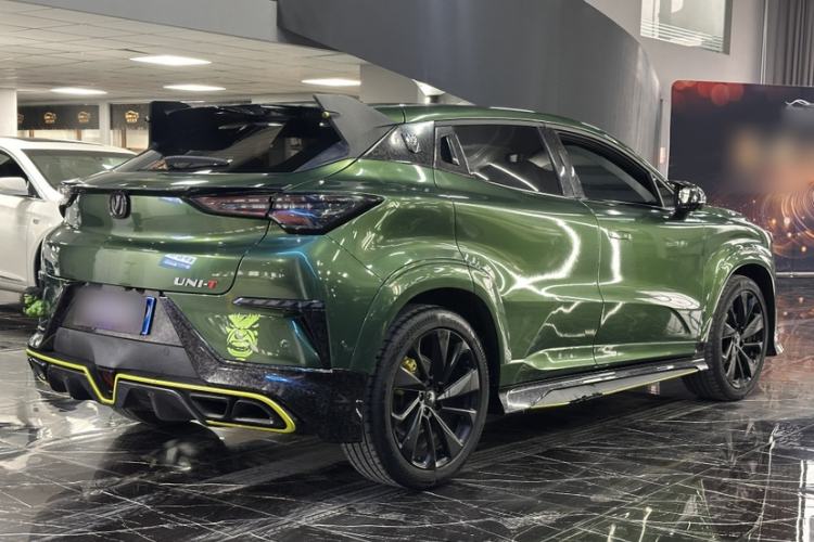 Used CHANGAN UNI-T 2022 1.5T Sport Edition Flagship Version Exterior 4