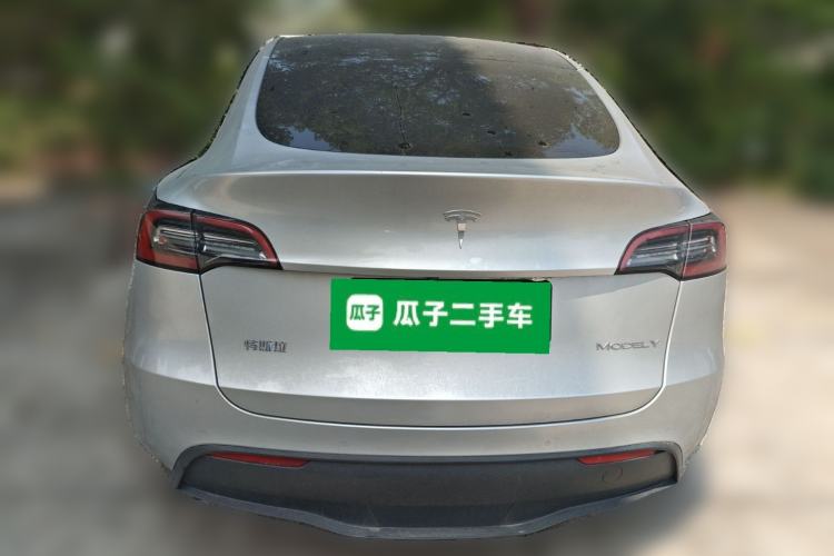 Used Tesla Model Y 2021 Long-Range All-Wheel-Drive Version 3D7
