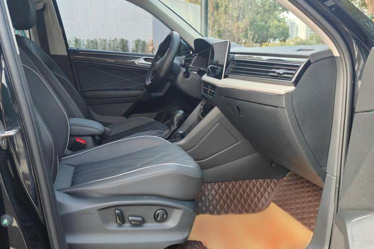 Used Volkswagen Tiguan L 2022 330TSI Automatic Two-Wheel Drive Smart Edition