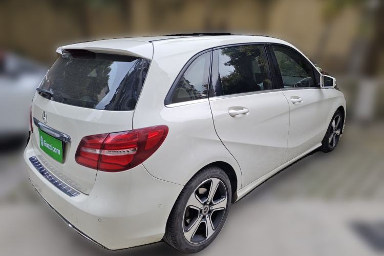 Used Mercedes-Benz B-Class 2017 B 200 Fashion Model
