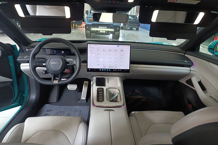 Used Xiaomi Auto SU7 2024 Four-Wheel Drive Ultra-Long Range Advanced Intelligent Driving Max Edition
