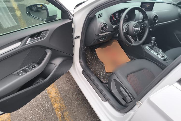 Used Audi A3 2020 Restyled Limousine 35 TFSI Ambition Version China VI
