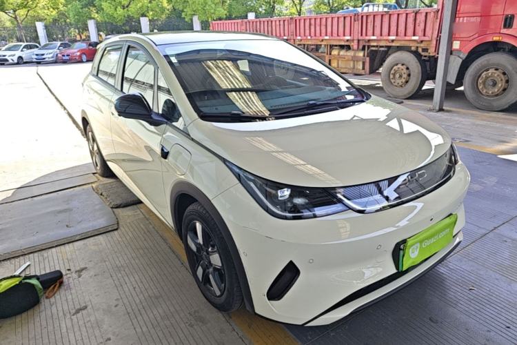 Used BYD Dolphin 2025 Intelligent Driving Version 410 km Fashion Edition
