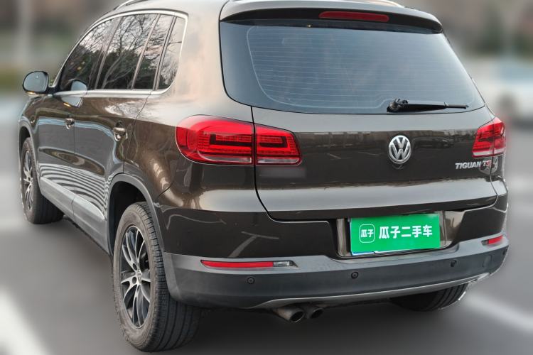 Used Volkswagen Tiguan 2015 1.8TSI Automatic Two-Wheel Drive Luxury Model Rear Left 45 Deg