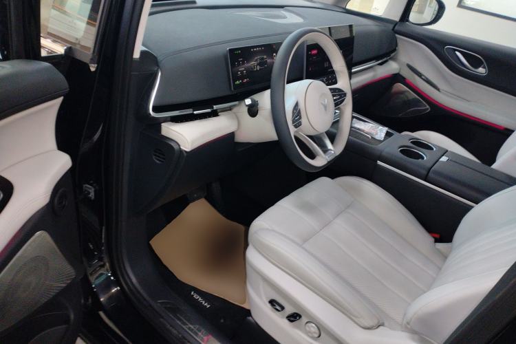 Used VOYAH Dream 2025 PHEV Four-Wheel-Drive Flagship Version – Qiankun Edition