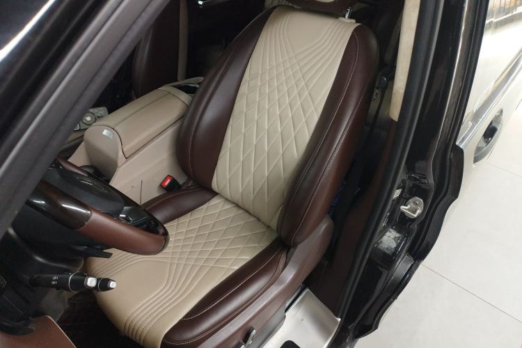 Used Mercedes-Benz Vito 2018 2.0T Business Version China V Emission Standard Left Front Seat