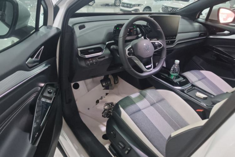 Used Volkswagen ID.4 CROZZ 2024 Pure Edition Limited Edition Driver Seat