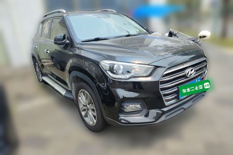 Used Hyundai ix35 2019 2.0L Automatic 2WD Zhiyong·Changxiang Edition China VI Standard Front Right 45 Deg