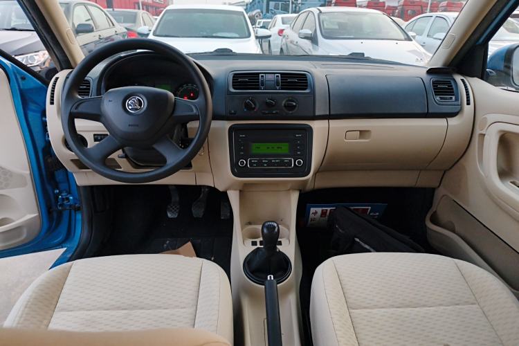 Used Skoda Fabia 2014 1.4L Manual Crystal Edition