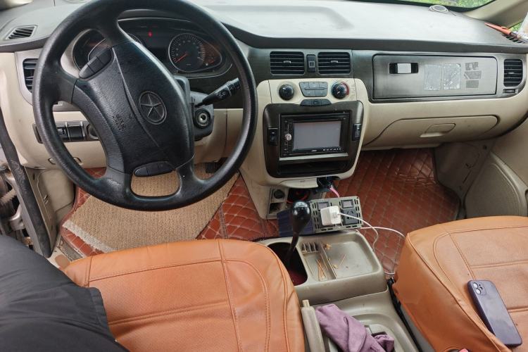 Used JAC Group Refine 2011 2.4L Government Procurement Version Manual Luxury Trim Center Console