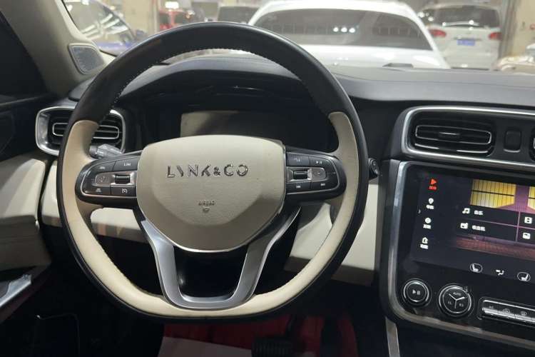 Used Lynk & Co 01 2017 2.0T Two-Wheel Drive Zhaopu Version