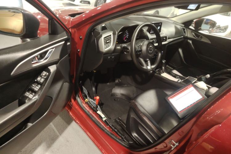 Used Mazda Mazda 3 Axela 2017 Sedan 1.5L Automatic Luxury Model Emission Standard China V