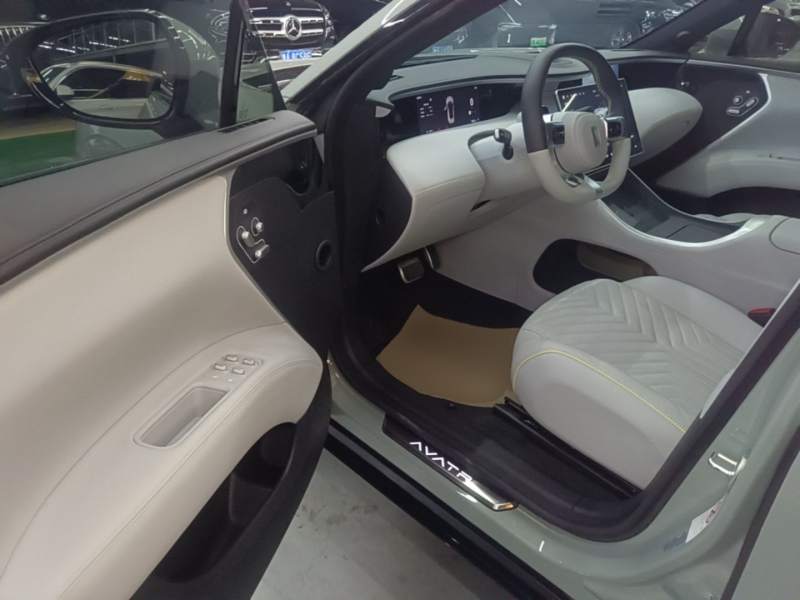 Used Avatr 11 2023 Harmony 90° Luxury Edition — 15