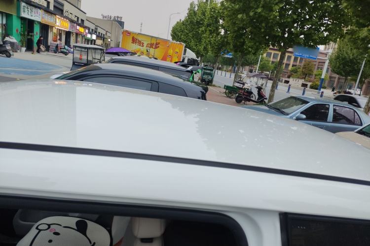 Used CHANGAN NEVO Lumin 2023 301km Honey Dew Edition Roof