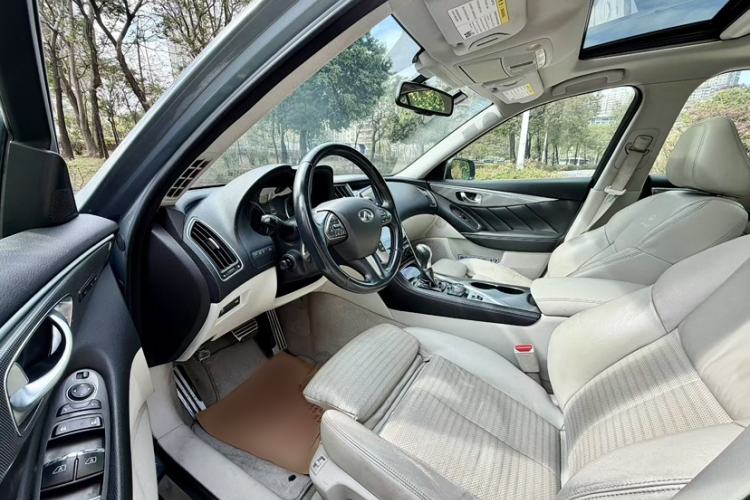 Used Infiniti Q50 2014 3.7L Luxury Sport Edition
