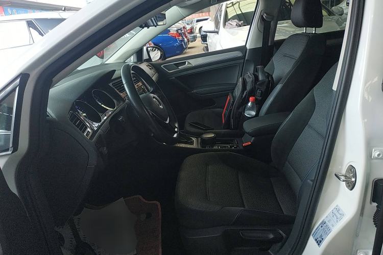 Used Volkswagen Golf Pure Electric 2020 Chari
