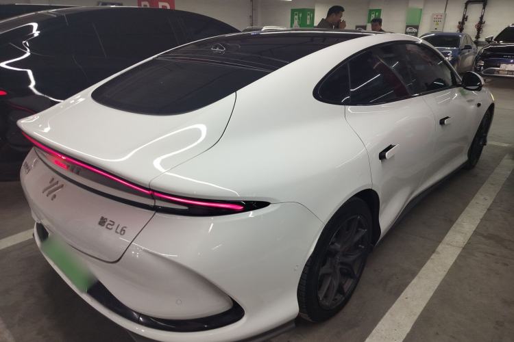 Used IM L6 2024 Max Standard Edition Rear Right 45 Deg