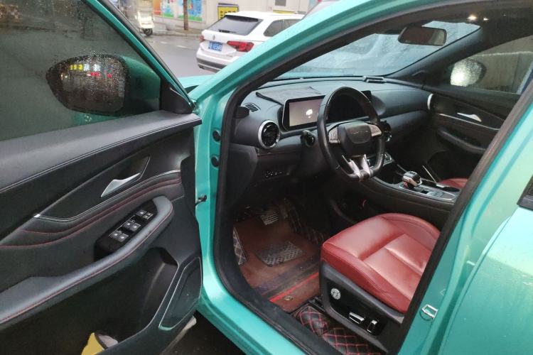 Used FORTHING T5 EVO 2021 1.5TD DCT Glory Edition Interior 3