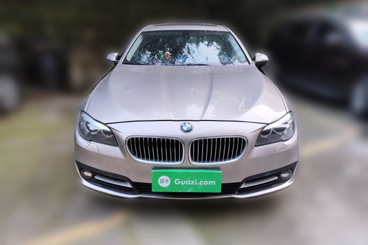 Used BMW 5 Series 2014 525Li Leading Model
