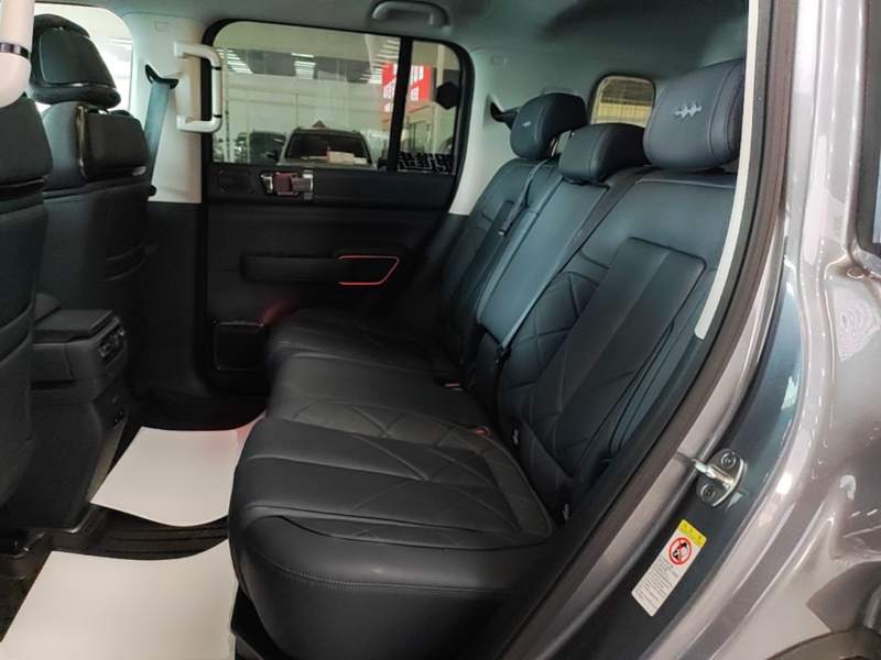 Used Formula Leopard 5 2023 Navigator Edition — 16
