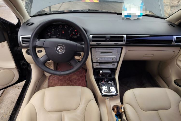 Used Volkswagen Passat 2011 1.8T Automatic Luxury Model
