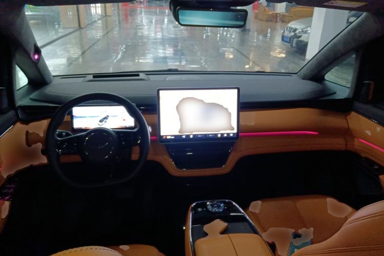 Used Geely Galaxy LEVC L380 2025 805 km Flagship Version All-Wheel Drive