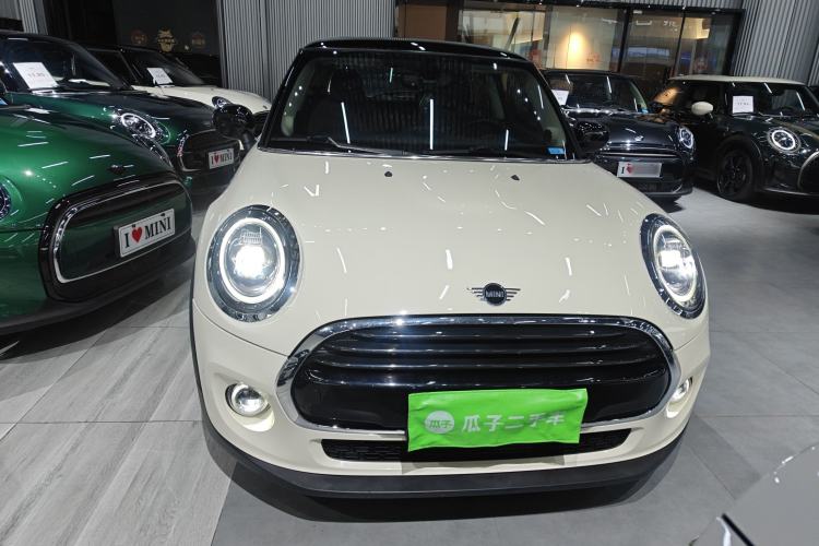Used MINI MINI 2019 1.5T COOPER Classic Edition

