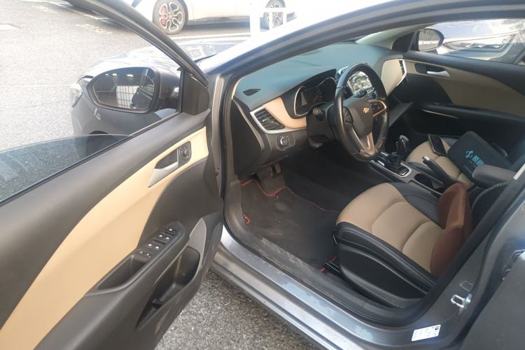 Used Chevrolet Monza 2022 320 Automatic Enjoyment Edition Driver Seat