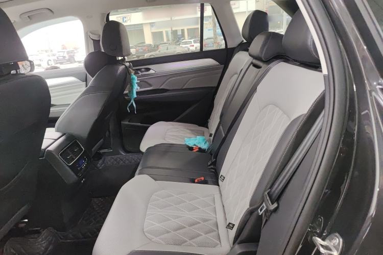 Used Volkswagen Tavendor 2024 380TSI All-Wheel Drive R-Line Cruise Edition